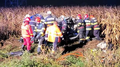 Detalii şocante despre familia moartă în accidentul din Neamţ. Şoferul era în cârje după alt accident