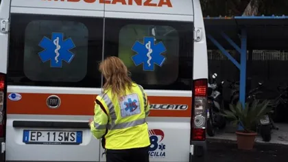 O româncă din Italia este în stare gravă la spital, după ce o bătrână s-a aruncat pe geam și a căzut peste ea