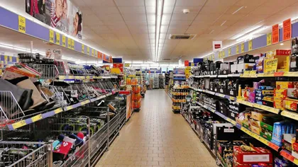 Lovitură pentru românii care vânau reducerile la supermarket. Cele mai afectate vor fi produsele alimentare