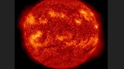 Curiozitate ştiinţifică! O parte din Soare s-a desprins şi s-a rotit în jurul lui. Avertismentul astronomilor