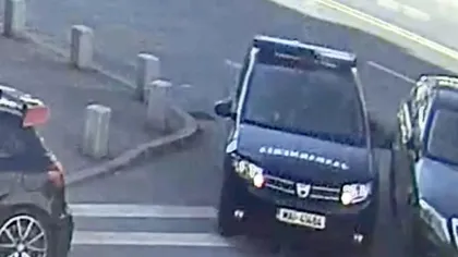 VIDEO Un jandarm a zgâriat intenţionat maşina unui bucureştean care parcase neregulamentar. Reacţia instituţiei: 