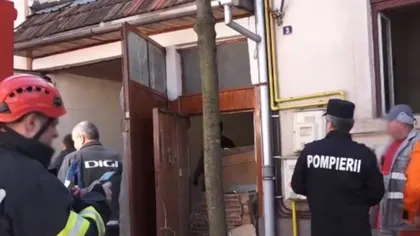 Doi bătrâni au fost găsiți morți în casă, în Târgu Mureș. Pompierii ajunși la fața locului au simțit un miros înțepător