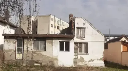 Acoperișul unei case din Alba Iulia, furat cu tot cu grinzi. Poliția îi caută pe hoți