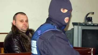 Ucigaşul lui Caiac, fostul lider interlop din Oltenia, arestat de FBI în SUA. Cătălin Mavrichie era implicat într-o reţea specializată în clonarea de carduri