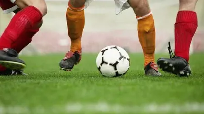 Un fotbalist în vârstă de 21 de ani a murit în timpul unui meci
