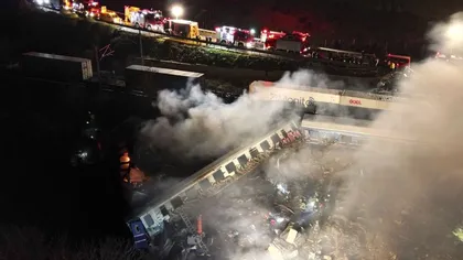 Accident feroviar în Grecia. Cel puţin 36 de morţi după coliziunea dintre două trenuri UPDATE
