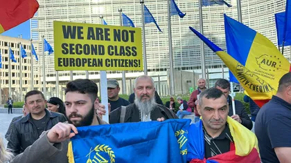 Românii au ieșit în stradă, la Bruxelles, la protestul AUR: „Nu mai acceptăm să ne trataţi ca pe o colonie!
