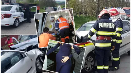 Ambulanță implicată într-un accident rutier, în Vâlcea. Autospeciala a intrat într-un autoturism în care se afla o femeie gravidă