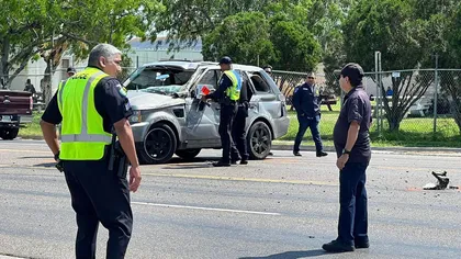 Atac lângă un centru de migranți din SUA. Șapte persoane au fost ucise și șase au fost rănite de o mașină intrată în mulțime VIDEO