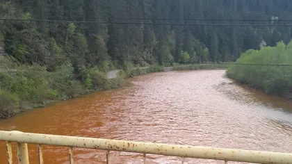 Poluare masivă a apei în nordul Moldovei. Risc de dezastru ecologic după prăbușirea unor foste lucrări miniere