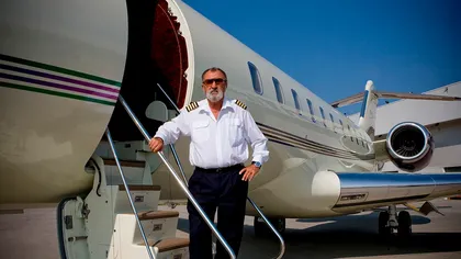 Ion Ţiriac a aterizat cu propriul avion pe Aeroportul Braşov. Miliardarul a fost la manşă!