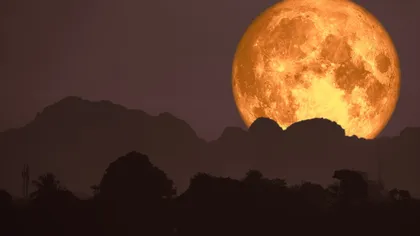 Super Luna Plină în Vărsător: 1 august 2023. Se deschide portal către vindecare. Efecte puternice!