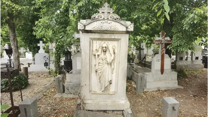 Monument funerar realizat de un mare sculptor italian, descoperit în Cimitirul Bellu: „Se ține în două cărămizi”