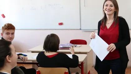 Femeile au încasat mai puţini bani decât bărbaţii anul trecut. Femeile au dominat domenii precum sănătate, învăţământ şi intermedieri financiare