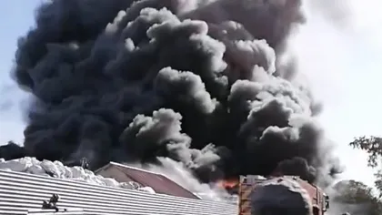 Incendiu violent în Vrancea. Populaţia a fost avertizată prin Ro Alert