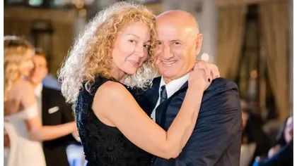 George Copos și Elena, soția lui cu 26 de ani mai tânără, surpinși într-o ipostază nemaivăzută la nunta fiului Gabrielei Firea. Au atras toate privirile