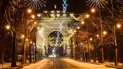 Cât vor costa, anul acesta, luminițele de Crăciun din București. Primăria a dat drumul la licitație. Principalele bulevarde care vor fi luminate festiv