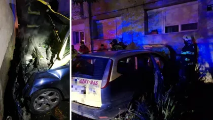 Accident cumplit în Satu Mare. Un tânăr de 30 de ani a murit, după ce a intrat cu mașina în scara unui bloc