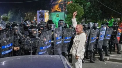 Rareș Bogdan a pierdut procesul cu colonelul Paraschiv, ”Fantoma în alb” de la protestele din 10 august