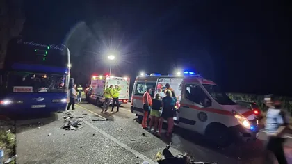 Accident grav între un autocar și un autocamion la Scorniceşti. A fost activat Planul Roşu de Intervenţie