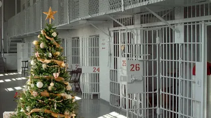 Ce vor avea pe masă deținuții din România de Crăciun. Meniul din penitenciare costă 5,5 lei pentru un om