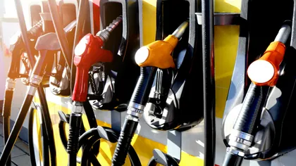 Preţ carburanţi 15 decembrie. Benzina şi motorina se ieftinesc din nou în prag de weekend