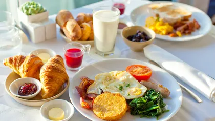 Ce se întâmplă dacă sari peste micul dejun. Cinci motive pentru care îți vei schimba obiceiul