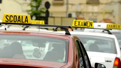 UE schimbă legea: românii pot obţine permisul auto la 17 ani. Ce se întâmplă în 2024 cu şoferii care au caregoria B
