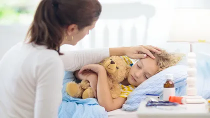 Greșelile frecvente ale părinților, atunci când copilul răcește și are febră. Mulți părinți fac asta