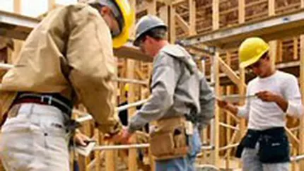 Hotelurile, comertul si constructiile vor avea cel mai mare deficit de angajati