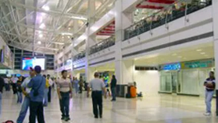 Angajatii nepoliticosi din aeroporturi au scazut cu 17% numarul turistilor in SUA