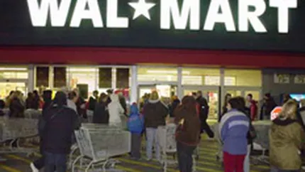 Angajatii Wal-Mart vin la lucru cand le spune computerul