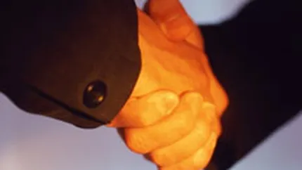 Distribuitorul software Avnet tinteste in primul an 500 de clienti corporate