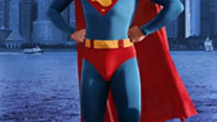 Costumul lui \Superman\ valoreaza 16.750 de dolari