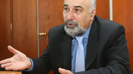 Guvernul, strans cu usa de performantele slabe ale economiei la sase luni