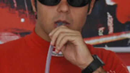 Comisia Europeana cere interzicerea reclamelor pentru tigari la Formula 1