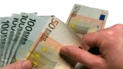 Leul s-a apreciat luni cu 0,47% fata de euro, pana la 3,3479 lei/euro