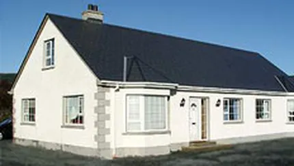 UniCredit: Cererea de locuinte va urca piata creditului ipotecar cu 24% pe an