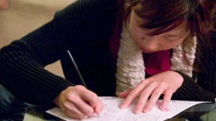 433 de reclamatii pentru furtul de semnaturi pe pensii private