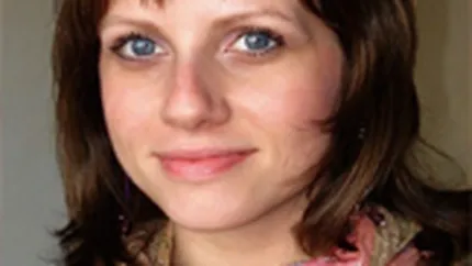 Cohn&Jansen / Ashley Holmes si-a marit departamentul de client service