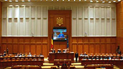 Senatul a aprobat anularea vechii taxe auto, dar decizia o ia Camera Deputatilor