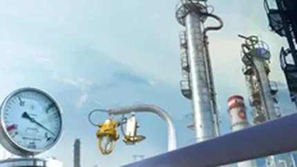 Rompetrol va recompensa angajatii cu titluri ale rafinariei Petromidia