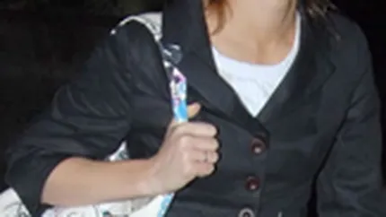 Emma Watson a semnat un contract de 3 mil. lire sterline cu Chanel