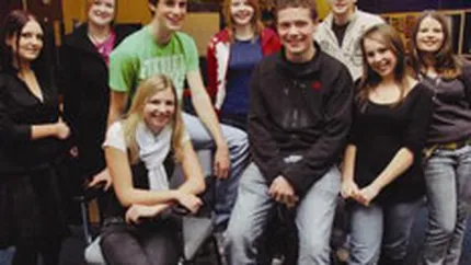 Tinerii din Romania, printre cei mai optimisti din regiune in privinta evolutiei personale