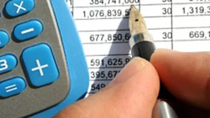 Salariile din sectorul financiar, cele mai mari din Romania, au scazut in iunie