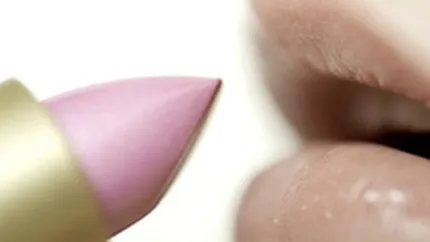 Jucatorii din cosmetica au cheltuit cel mai mult pe publicitate anul trecut