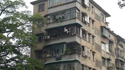 Piata locuintelor vechi: oferta a crescut 35%, preturile au scazut cu 8% la 8 luni