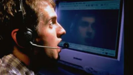 Retelele sociale \fura\ tot mai multi dintre telespectatorii TV-ului clasic