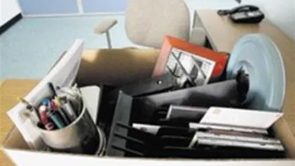 Sondaj: 2 romani din 3 isi simt locul de munca amenintat