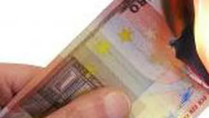 SIF-urile au castigat 1% la mijlocul sedintei, rulajul Bursei a scazut de aproape 4 ori